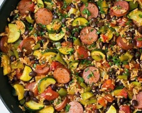 Easy Zucchini and Smoked Sausage Skillet Dinner top view