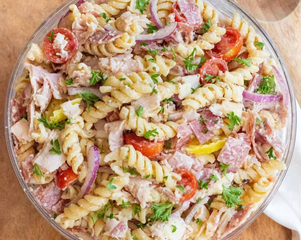 Viral Italian Grinder Pasta Salad Recipe suggested serving