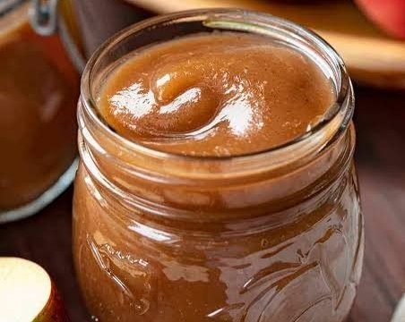 Easy Crockpot Apple Butter Recipe suggested serving